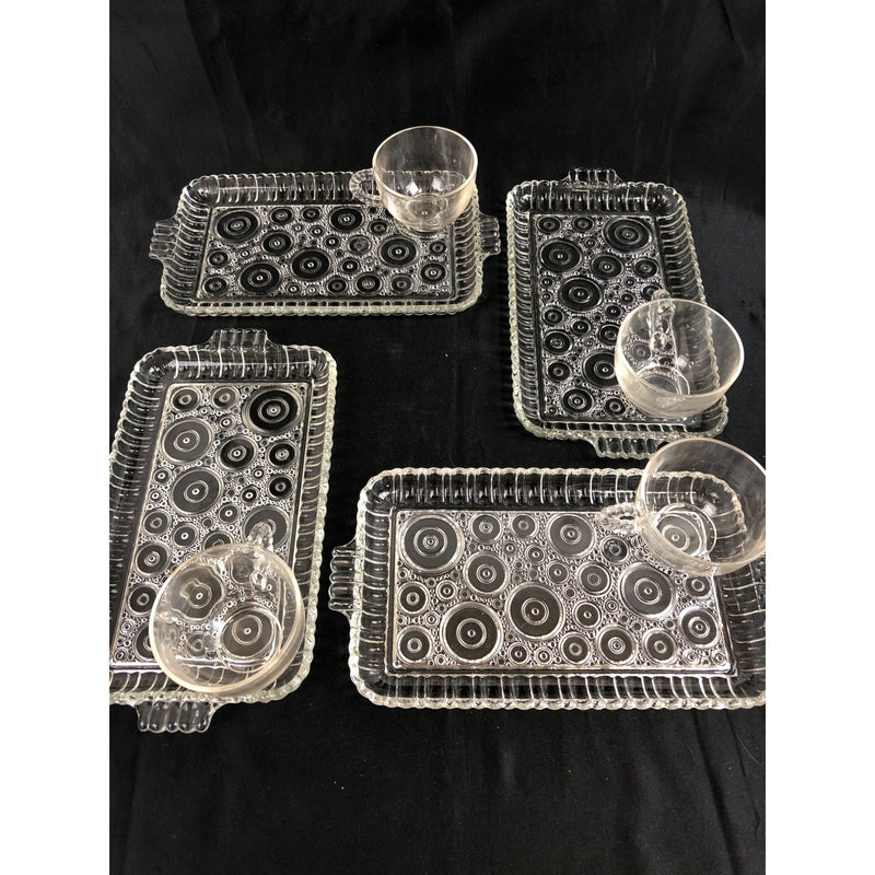 Anchor Hocking Anchorglass Serva-Snack 8 pc Set, Vintage, With Box. Circles