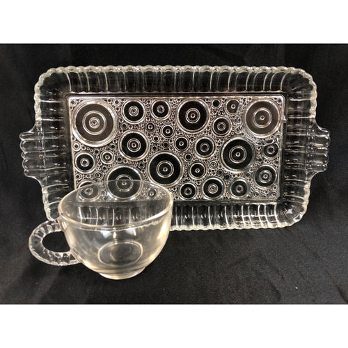 Anchor Hocking Anchorglass Serva-Snack 8 pc Set, Vintage, With Box. Circles