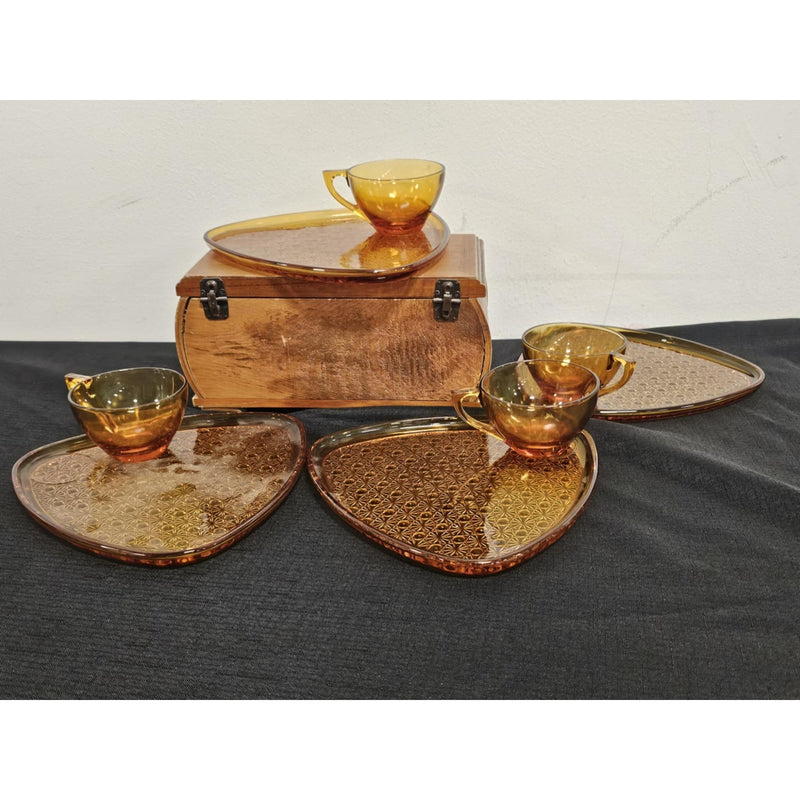 Set of 4 Vintage Amber Anchor Hocking Daisy & Button Snack Set