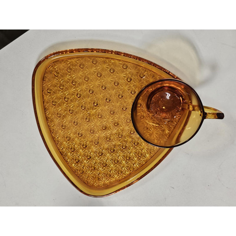 Set of 4 Vintage Amber Anchor Hocking Daisy & Button Snack Set