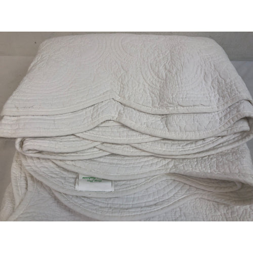 King, Blantyre Scalloped Edge White Cotton 3-piece Oversized Quilt Bedding Set