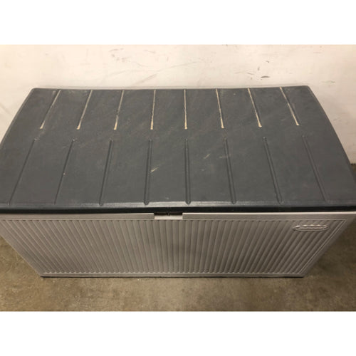 Suncast SNCBMDB160 160 gal Extra Large Deck Box