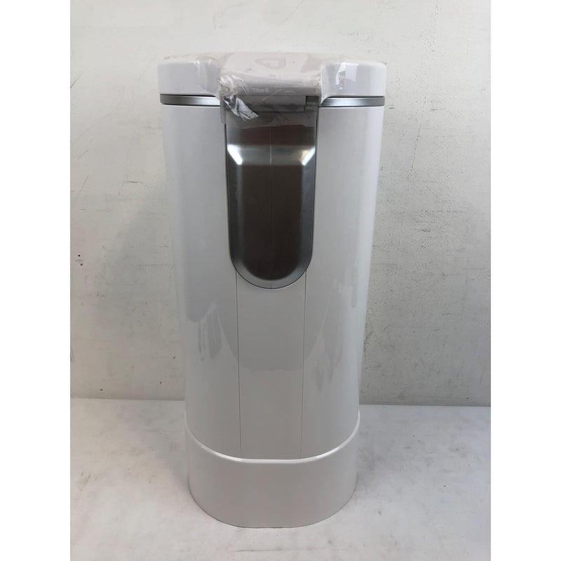 Munchkin STEP Diaper Pail, Powered by Arm & Hammer, White