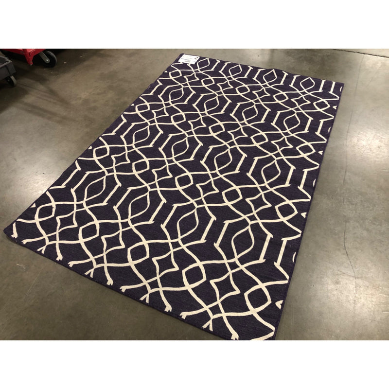 Linon Salonika Irongate Reversible Woven Wool 5ftx8ft Rug in Purple