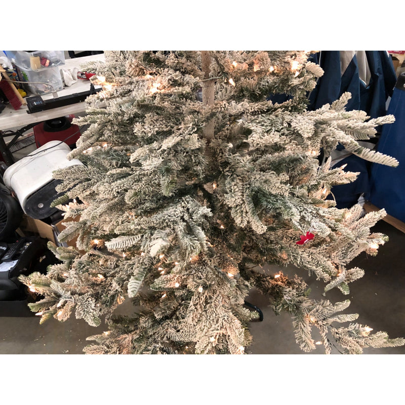 7 1/2 ft. Pre-lit Aspen Green Fir Flocked Artificial Christmas Tree 700 UL