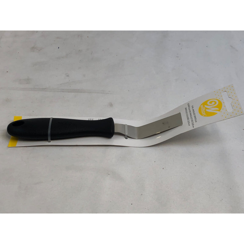 Wilton Angled Icing Spatula, 9-inch, Black & Silver